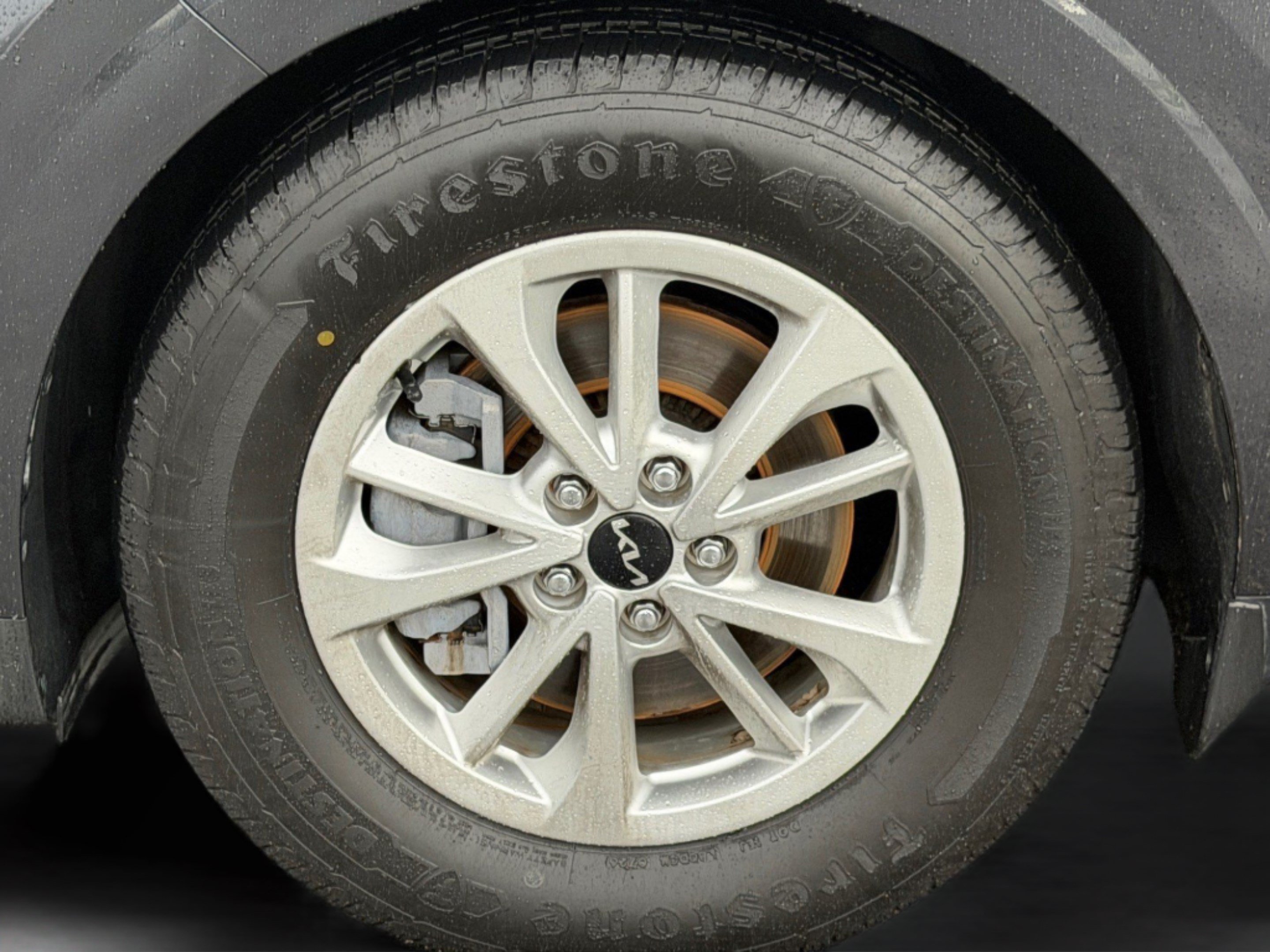 Used 2022 Kia Carnival LX FWD image 14