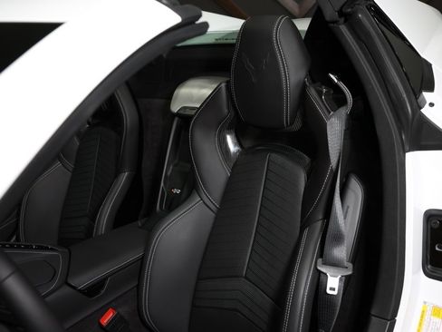 Used 2025 Chevrolet Corvette Z06 image 47