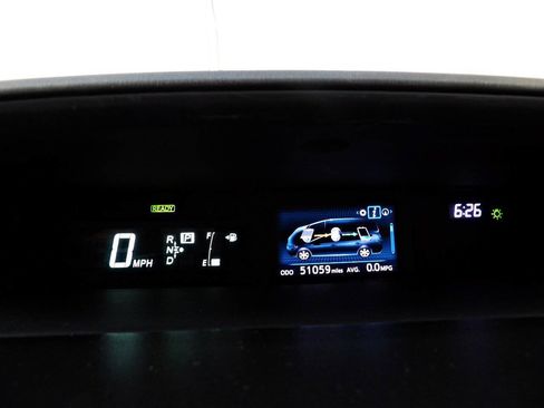 Used 2016 Toyota Prius V Three FWD image 19