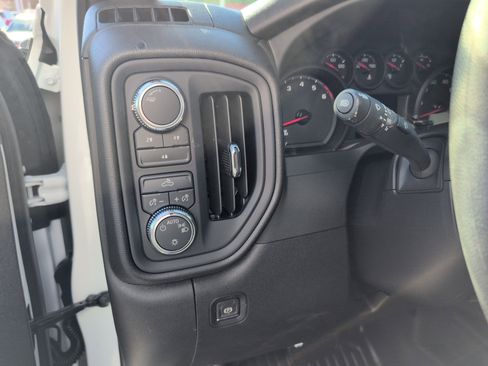 New 2026 GMC Sierra 2500 Pro w/ Convenience Package image 15