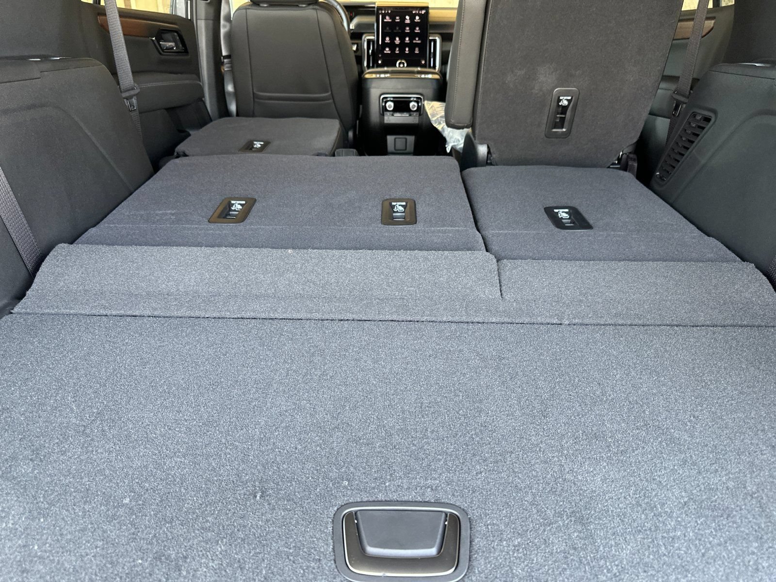 New 2026 GMC Yukon Denali AWD/4WD image 16