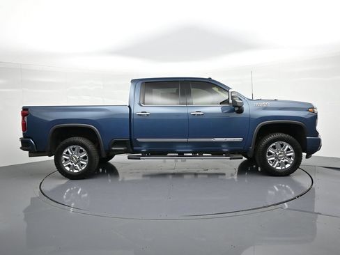 Used 2024 Chevrolet Silverado 3500 High Country w/ Z71 Off-Road Package AWD/4WD image 5