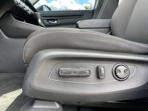 Certified 2025 Honda CR-V EX image 24