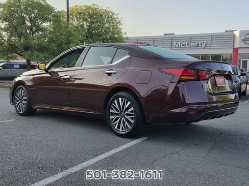 Certified 2025 Nissan Altima 2.5 SV FWD image 3