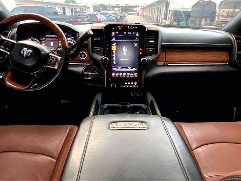 Used 2021 RAM 2500 Limited image 12