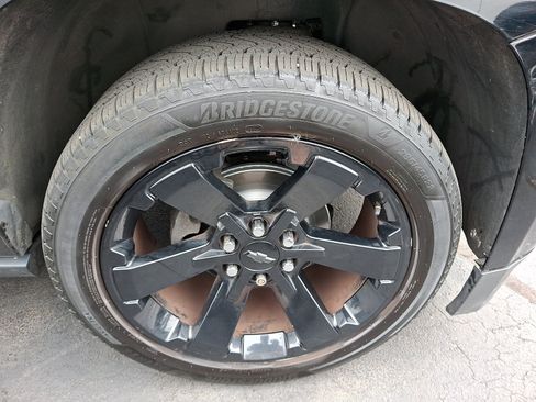 Certified 2016 Chevrolet Suburban LTZ AWD/4WD image 6