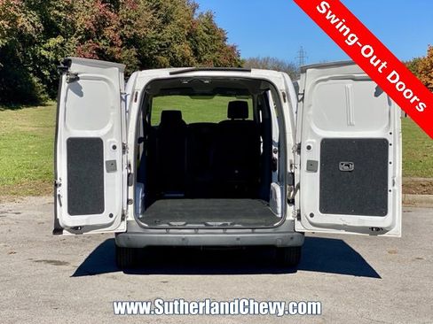 Used 2017 Chevrolet City Express LT w/ Technology Package image 31