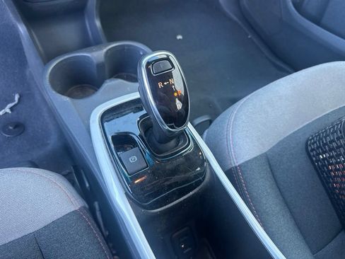Used 2019 Chevrolet Bolt LT FWD image 16