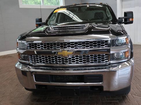 Used 2019 Chevrolet Silverado 2500 W/T w/ WT Convenience Package AWD/4WD image 9