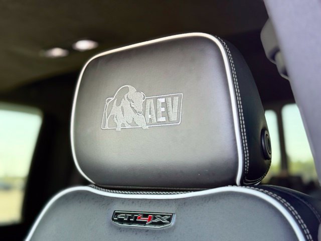 Used 2024 GMC Sierra 2500 AT4X w/ AT4X AEV Edition AWD/4WD image 15