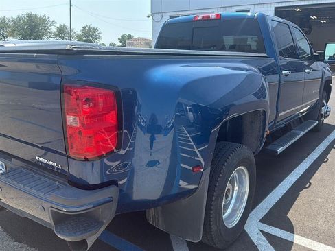 Used 2017 GMC Sierra 3500 Denali w/ Duramax Plus Package AWD/4WD image 4