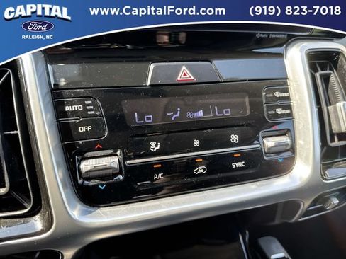Used 2023 Kia Sorento SX Prestige AWD/4WD image 30