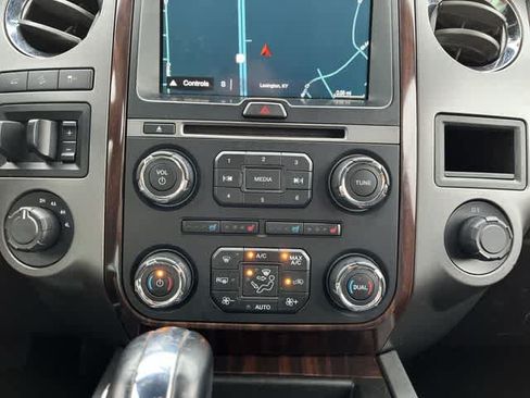 Used 2017 Ford Expedition EL Platinum AWD/4WD image 27