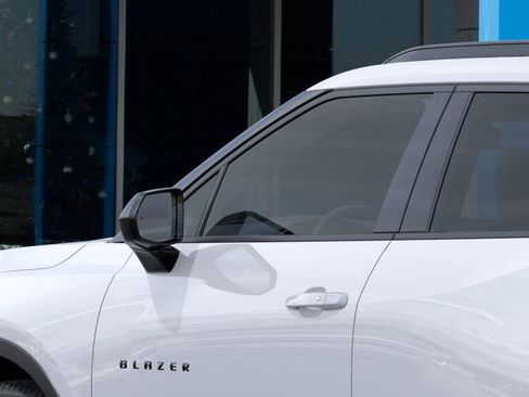 New 2026 Chevrolet Blazer LT w/ Midnight/Sport Edition FWD image 12
