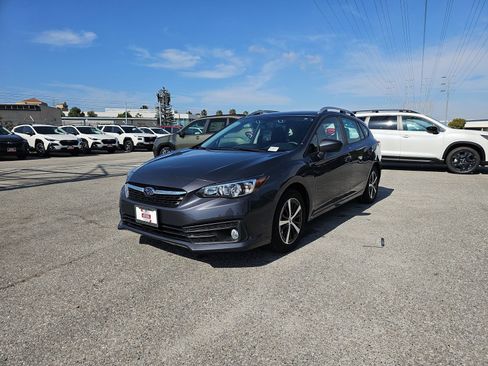 Used 2023 Subaru Impreza Premium image 3