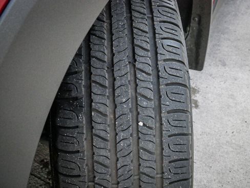 Used 2023 Toyota Corolla Cross SE AWD/4WD image 12