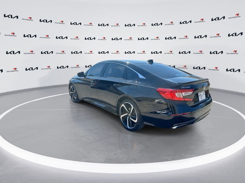 Used 2021 Honda Accord Sport image 6