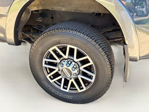 Used 2018 Ford F350 Lariat w/ Lariat Value Package image 31