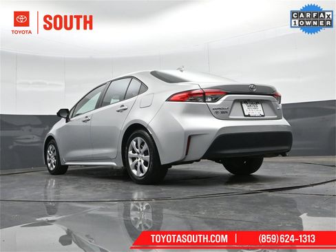 Used 2023 Toyota Corolla LE image 44