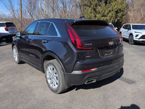 Used 2023 Cadillac XT4 Luxury w/ Cold Weather Package image 7