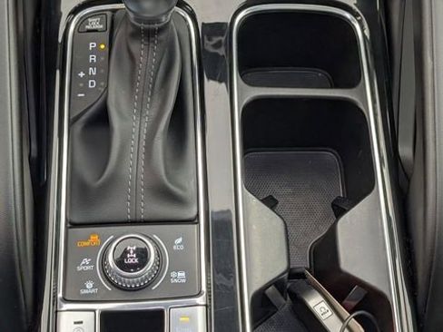 Used 2025 Kia Telluride S image 24