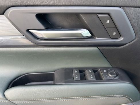 New 2026 GMC Terrain AT4 w/ Technology Package II image 11