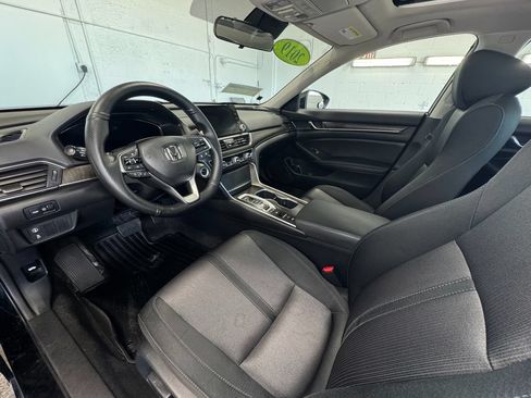 Used 2019 Honda Accord EX image 14