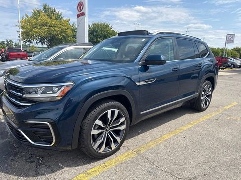 Used 2021 Volkswagen Atlas SEL R-Line AWD/4WD image 6