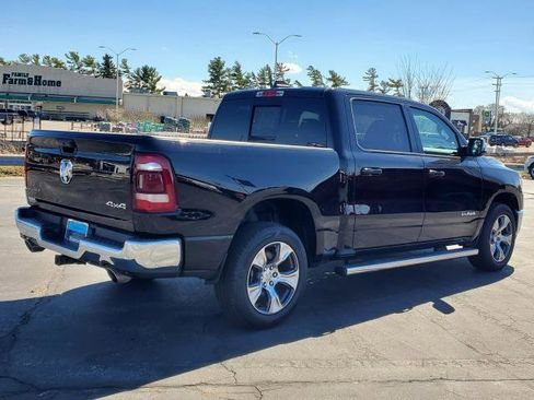 Used 2023 RAM 1500 Laramie AWD/4WD image 4