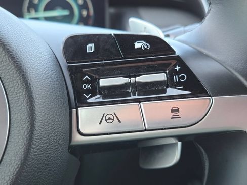 Used 2023 Hyundai Santa Cruz Limited AWD/4WD image 16