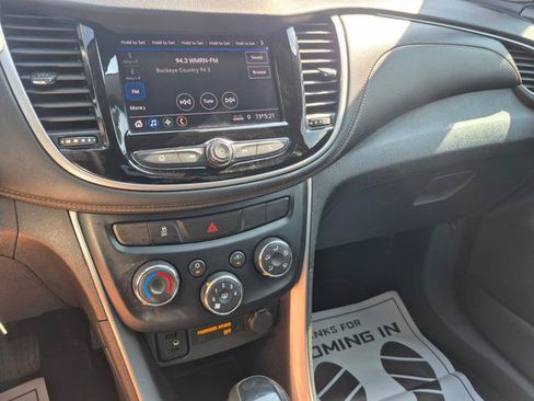 Used 2020 Chevrolet Trax LS w/ Tint and Cruise Package FWD image 11