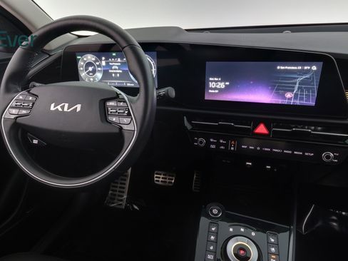 Used 2024 Kia Niro Wave image 25