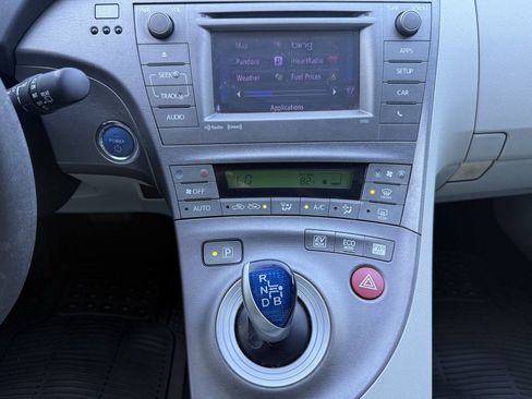 Used 2013 Toyota Prius Three FWD image 2
