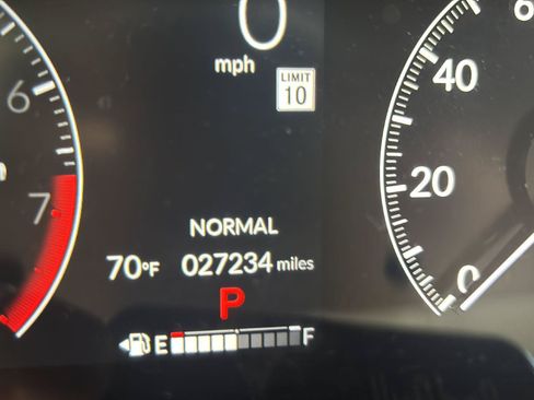 Certified 2025 Honda HR-V EX-L image 5