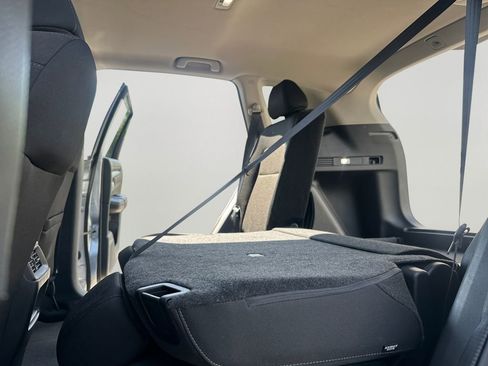 Certified 2025 Honda CR-V EX image 25