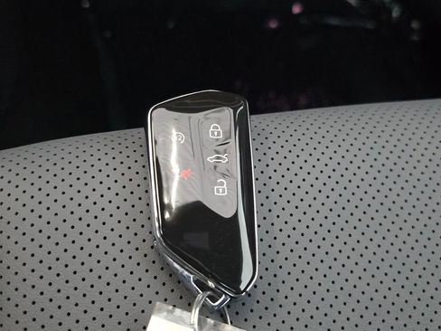 New 2026 Volkswagen Tiguan SE R-Line AWD/4WD image 15