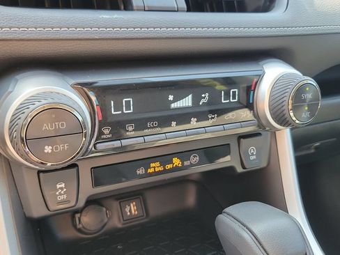 Certified 2024 Toyota RAV4 XLE w/ Convenience Package FWD image 19