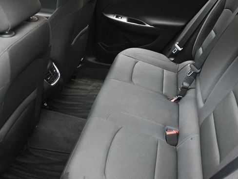 Used 2018 Chevrolet Malibu LT FWD image 25