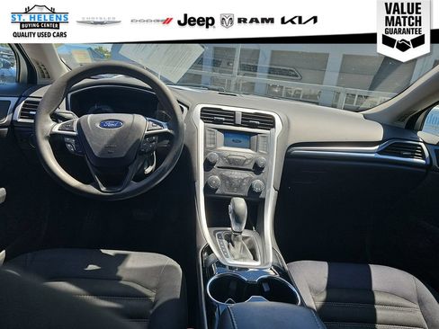 Used 2014 Ford Fusion SE FWD image 20