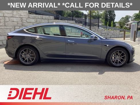 Used 2018 Tesla Model 3 Long Range AWD/4WD image 10