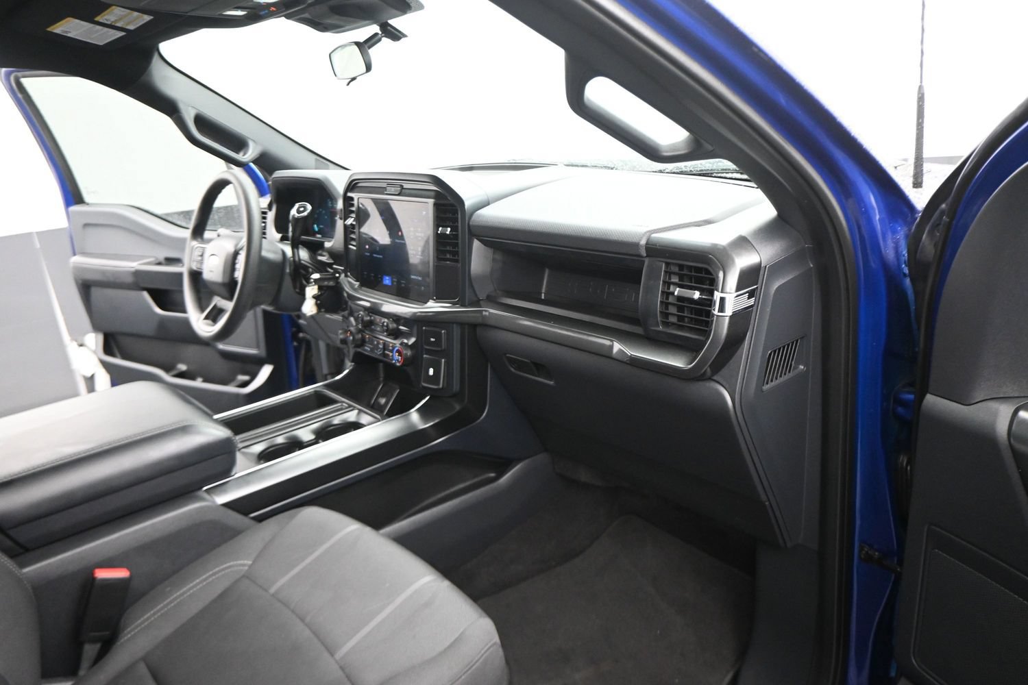 Used 2026 Ford F150 STX w/ F-150 LOBO Package AWD/4WD image 19