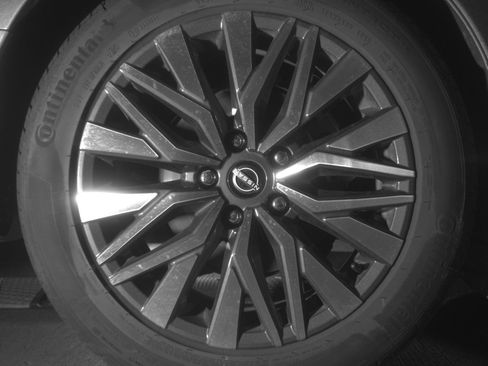 Used 2025 Nissan Altima 2.5 SV image 15