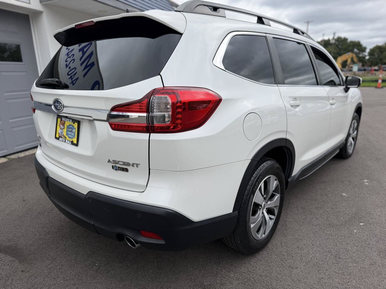 Used 2020 Subaru Ascent Premium w/ Convenience Package AWD/4WD image 8