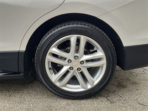 Certified 2020 Chevrolet Equinox Premier image 34