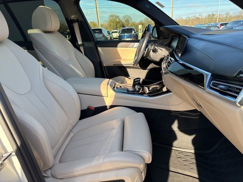 Used 2020 BMW X5 sDrive40i w/ Premium Package image 37