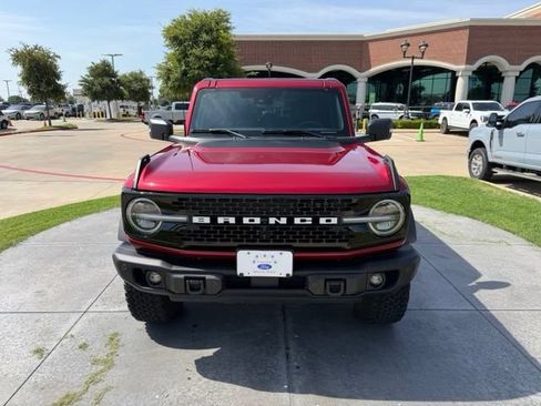 Used 2025 Ford Bronco Badlands AWD/4WD image 2