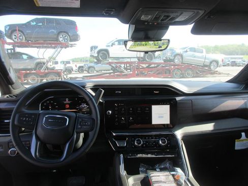 New 2026 GMC Sierra 3500 Denali Ultimate AWD/4WD image 16