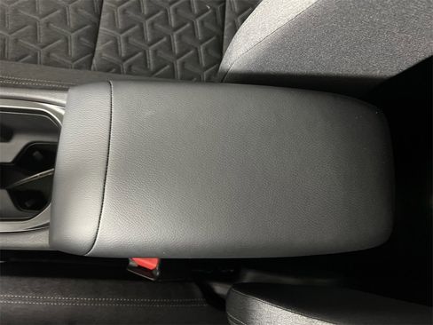 New 2026 Nissan Kicks SV image 22