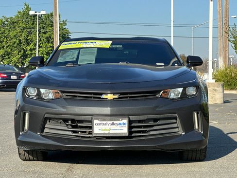 Used 2018 Chevrolet Camaro LT image 9