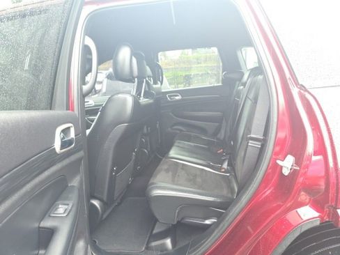 Used 2020 Jeep Grand Cherokee Altitude image 26